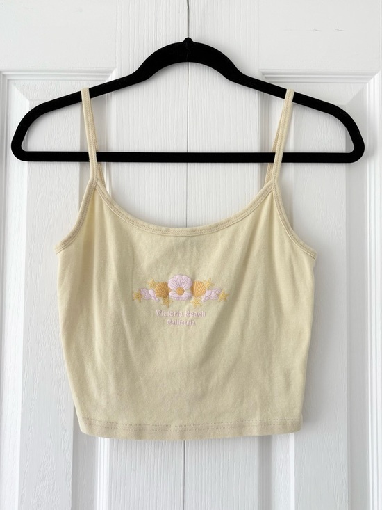 PacSun Tops - Pacsun Victoria Beach Yellow Tank Top